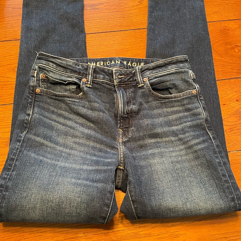 American Eagle Men Airflex Slim straight jeans 30x34 dark distressed